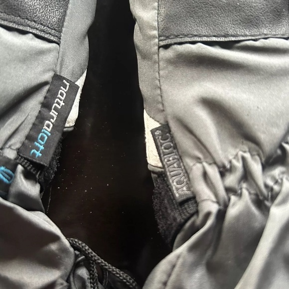 Winter Gloves Watwrproof Insulated VGC Preowned Size M - Picture 3 of 4